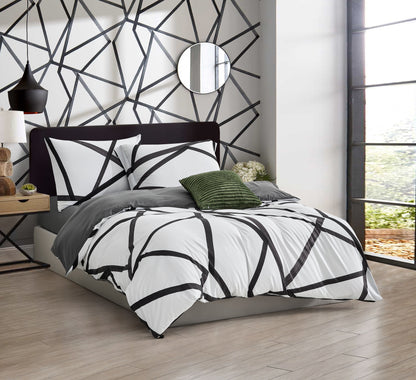 Sumic w/ Velvet throw pillows