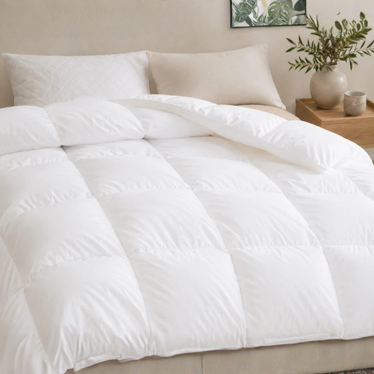 LuxyFluff Aurelio Down Alternative Comforter