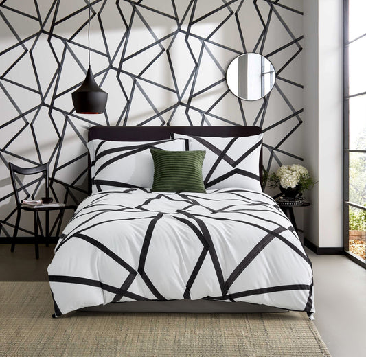 Sumic w/ Velvet throw pillows